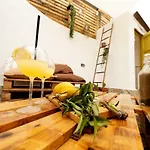 Casa Officina Tatil Evi